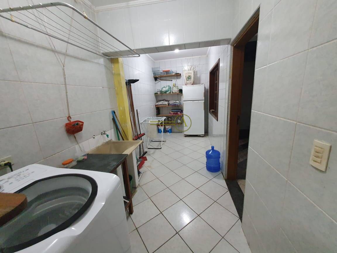 Casa, 5 quartos, 346 m² - Foto 7
