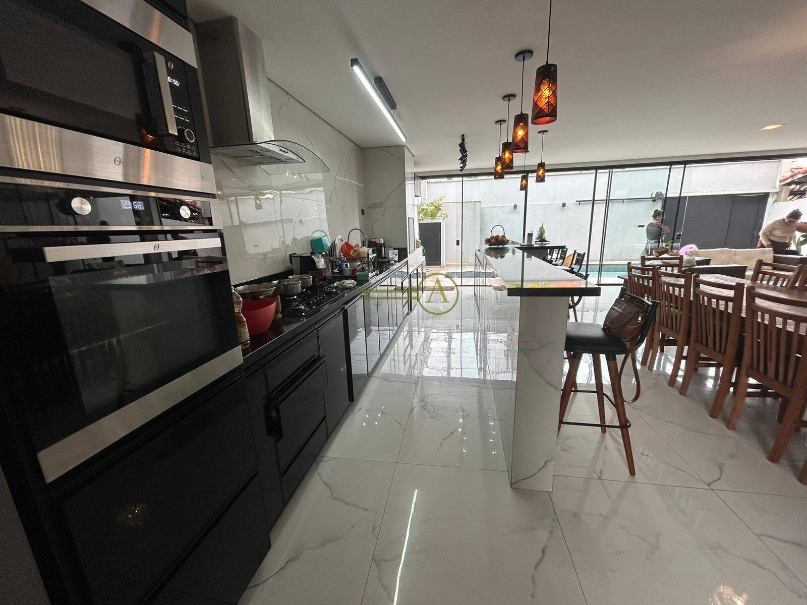 Casa, 6 quartos, 335 m² - Foto 6