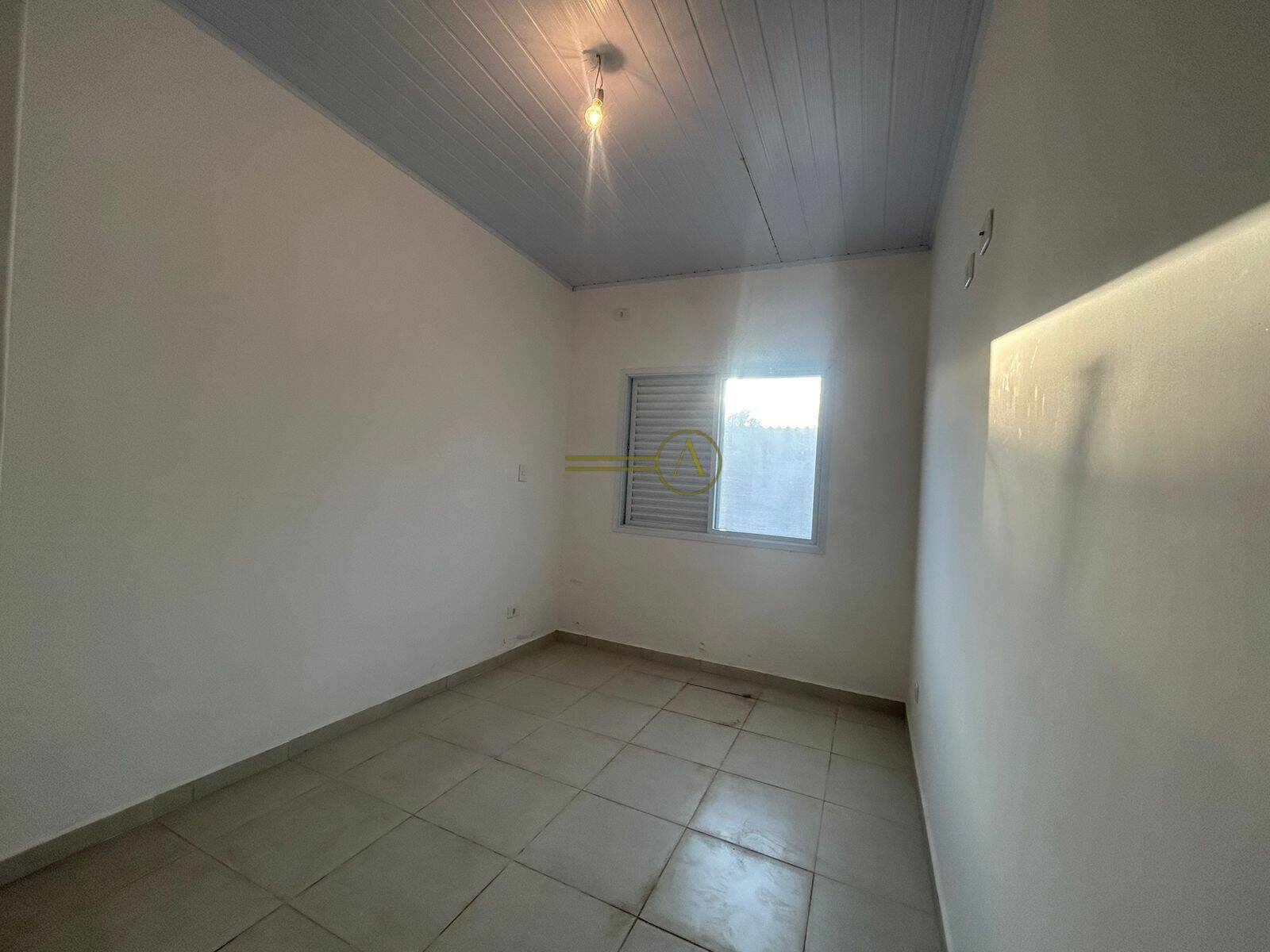 Casa à venda com 3 quartos, 134m² - Foto 13