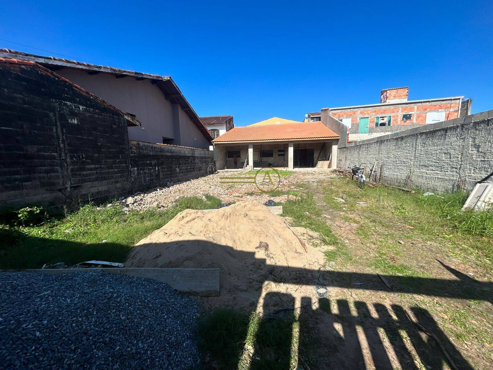 Casa, 2 quartos, 160 m² - Foto 1