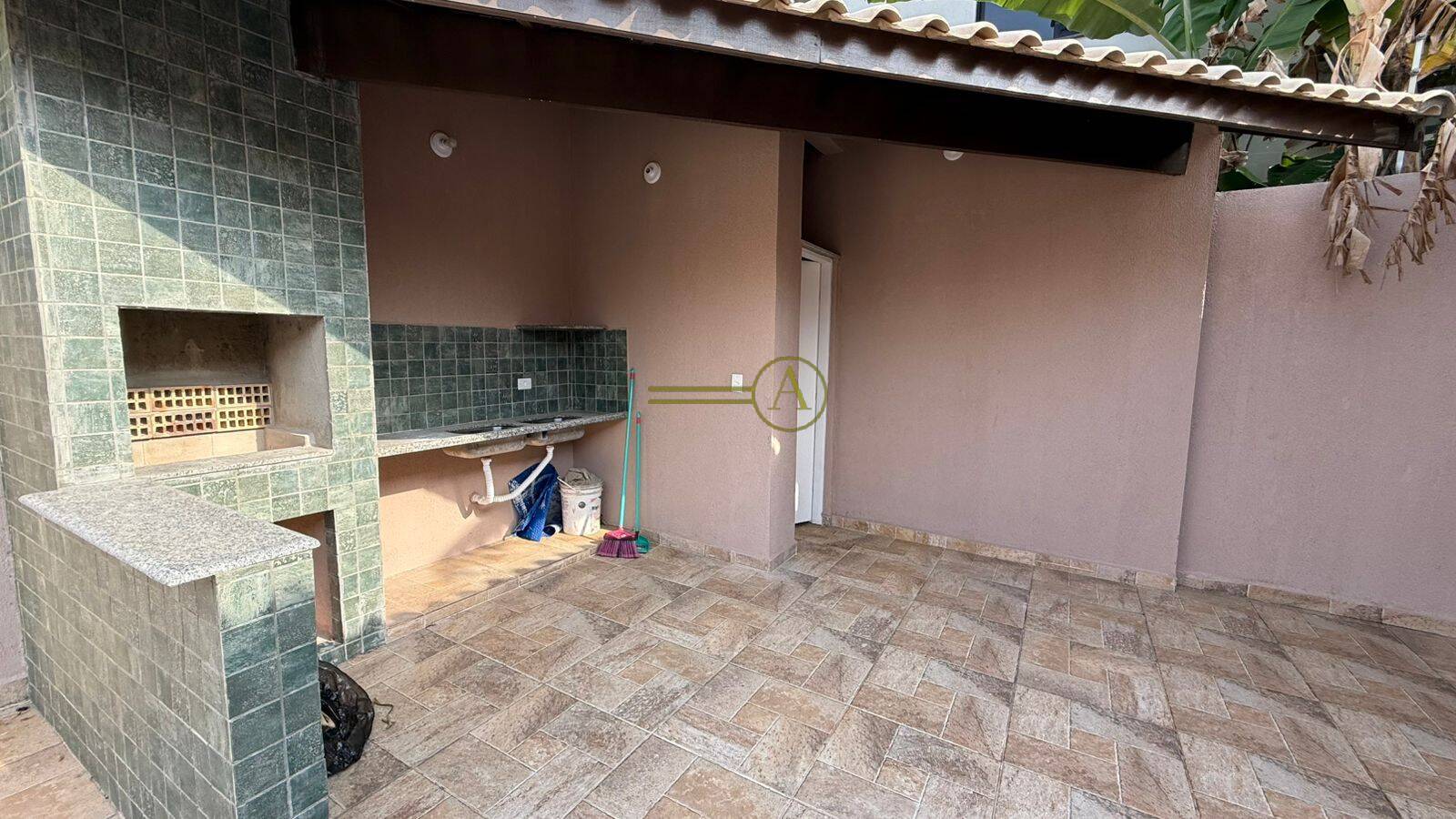 Casa, 3 quartos, 145 m² - Foto 2