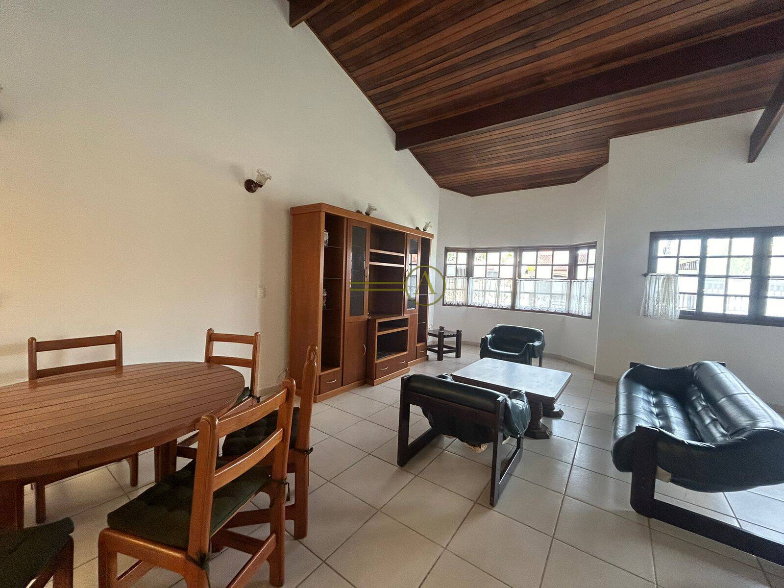 Casa, 3 quartos, 121 m² - Foto 3