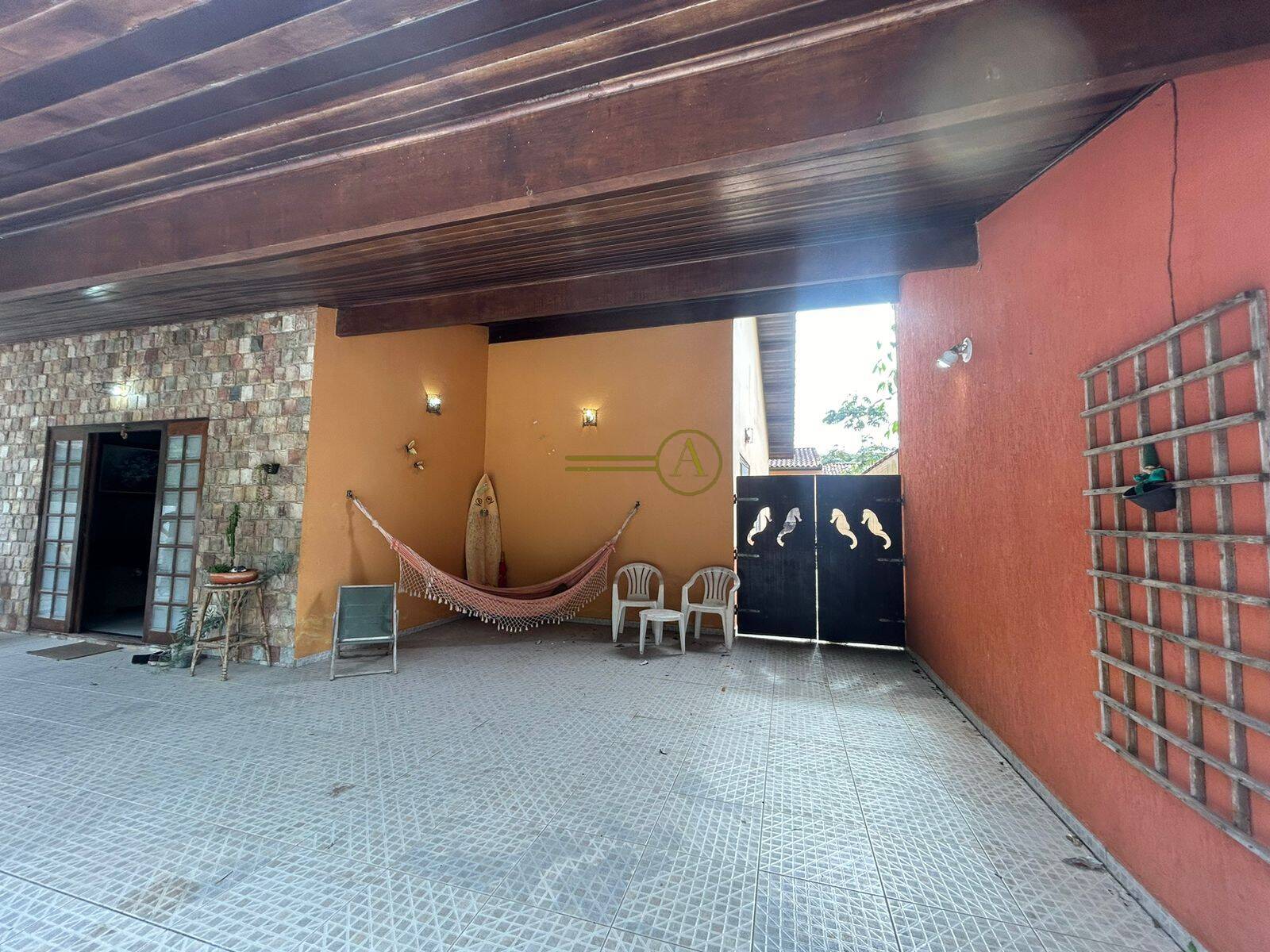 Casa à venda com 4 quartos, 280m² - Foto 3