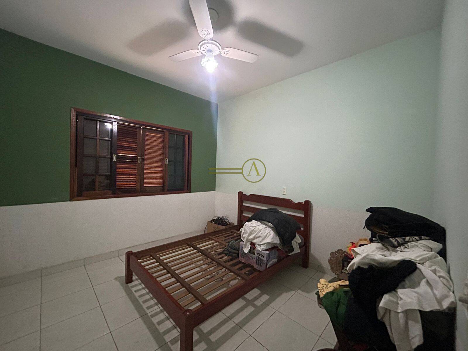 Casa à venda com 4 quartos, 280m² - Foto 8