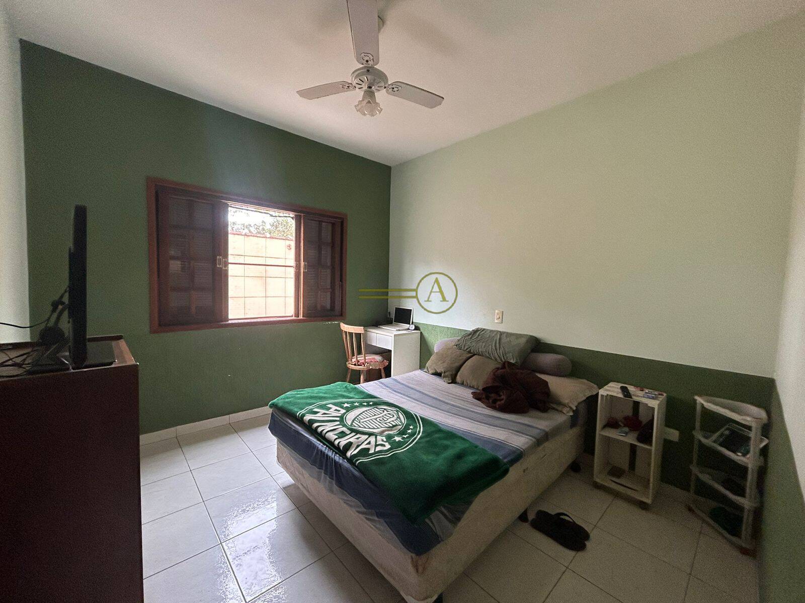 Casa à venda com 4 quartos, 280m² - Foto 9
