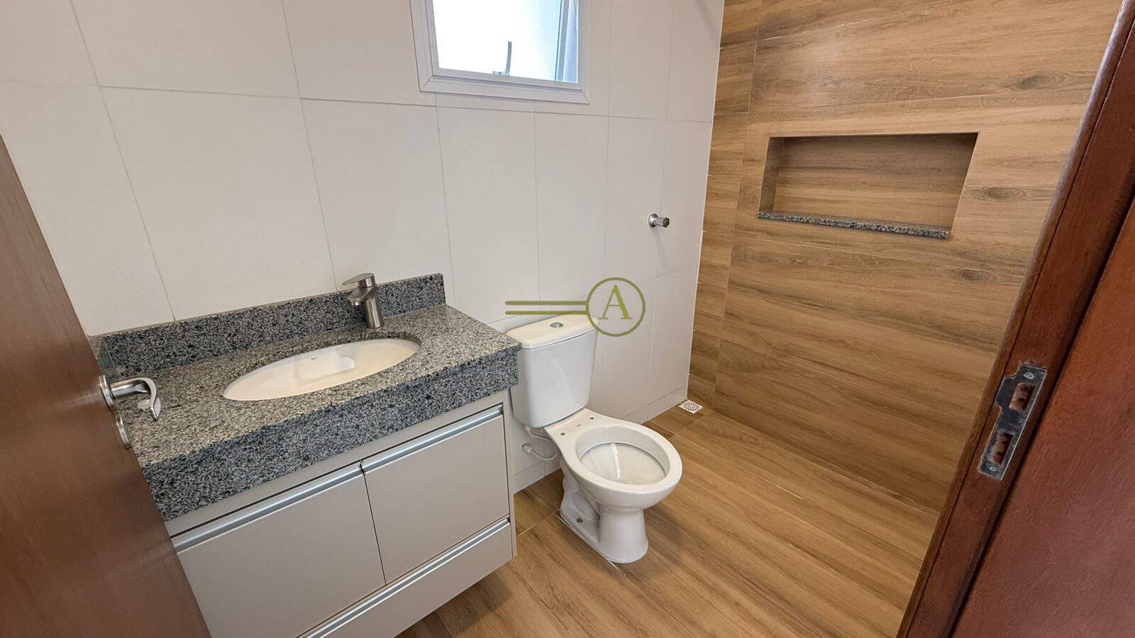 Casa à venda com 2 quartos, 80m² - Foto 7
