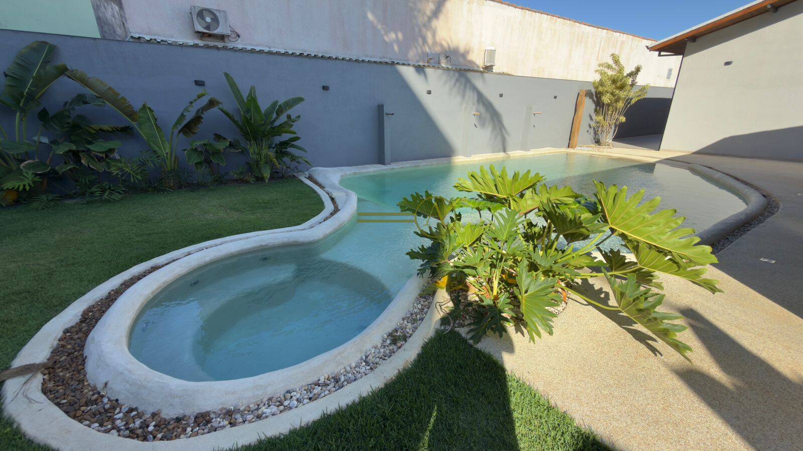 Casa, 4 quartos, 184 m² - Foto 2