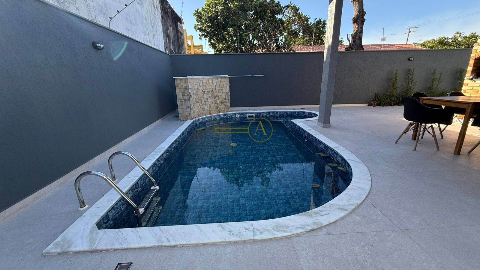 Casa, 3 quartos, 140 m² - Foto 2