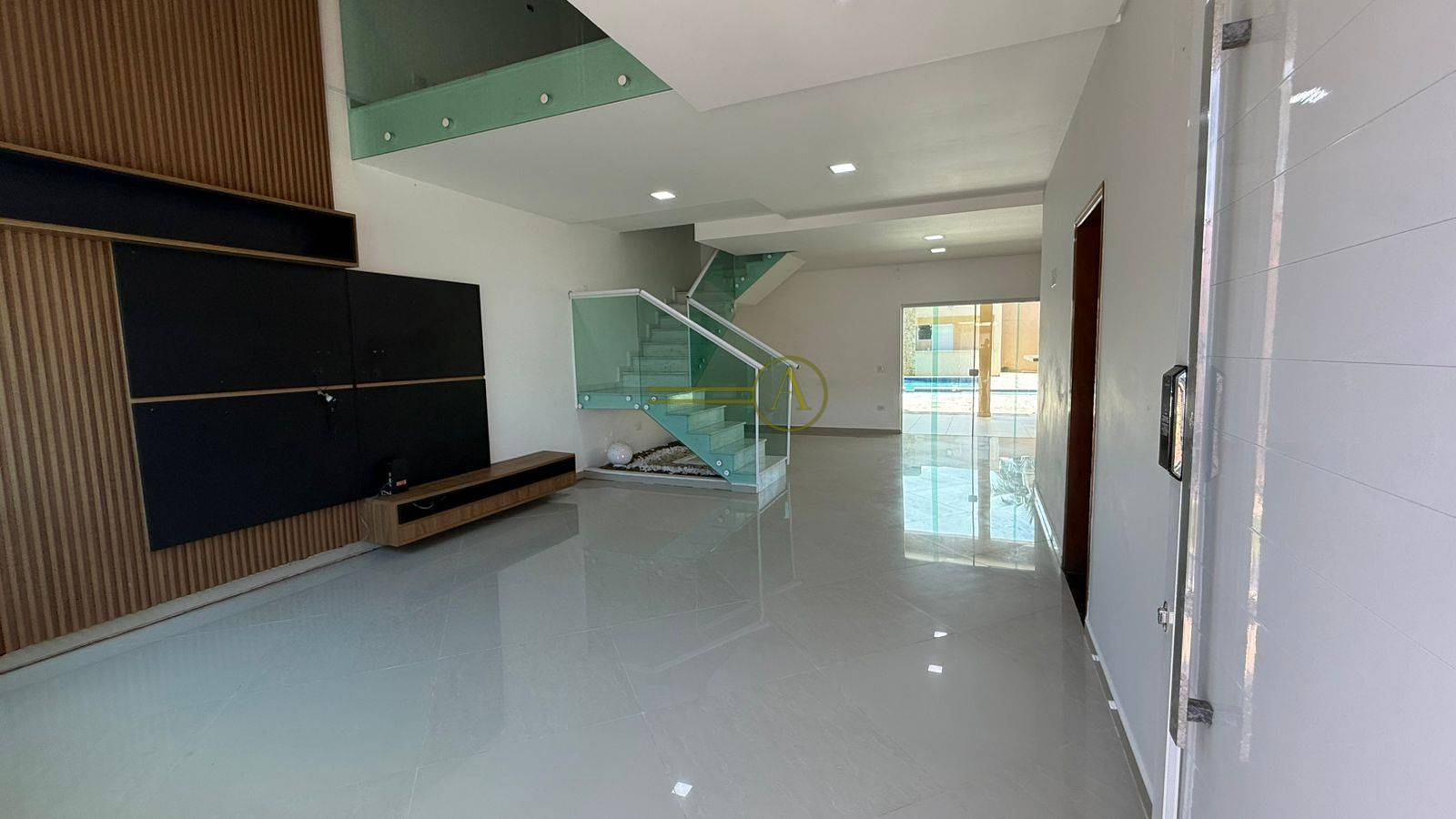 Sobrado, 4 quartos, 241 m² - Foto 3