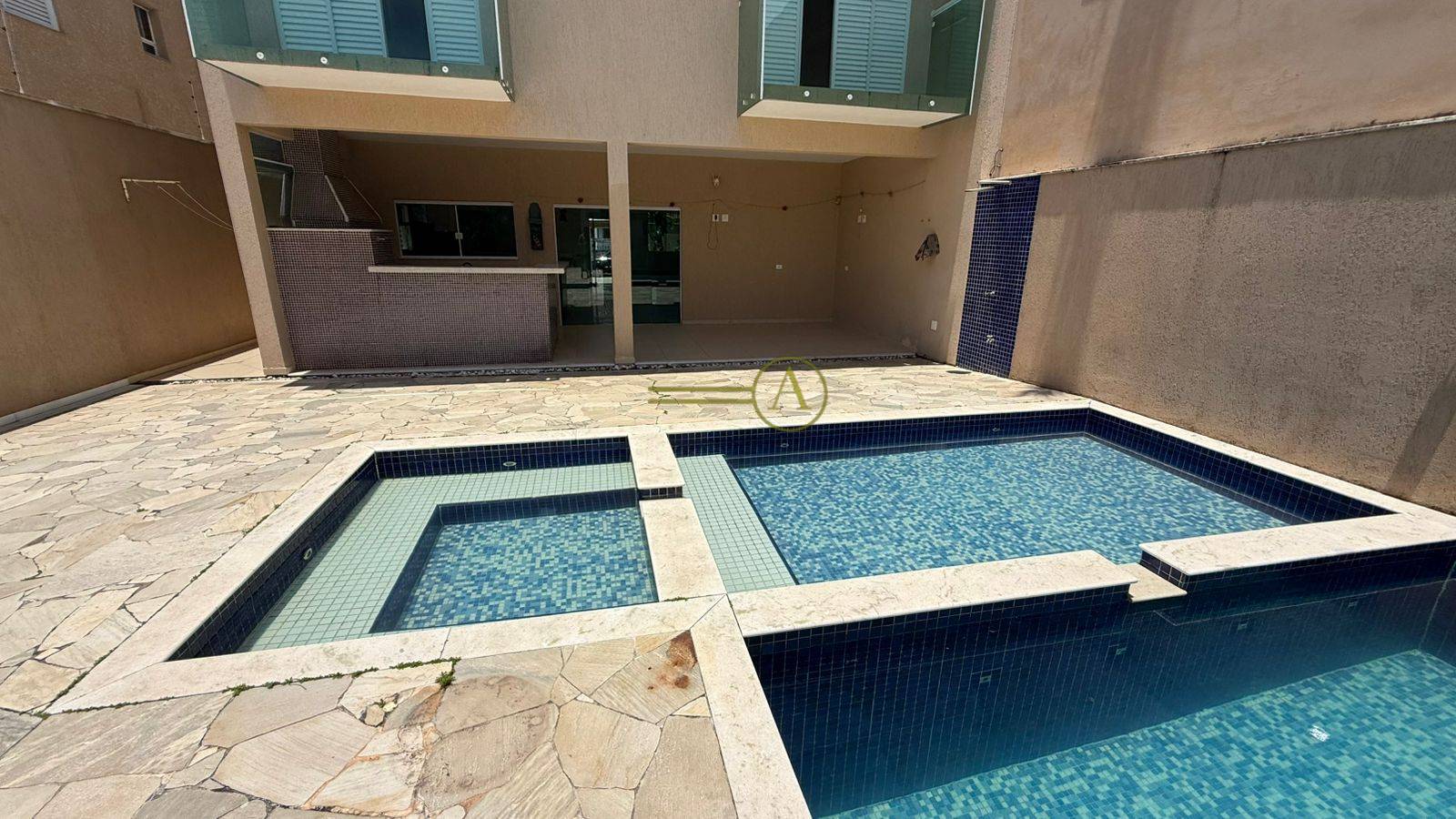 Sobrado, 4 quartos, 241 m² - Foto 53