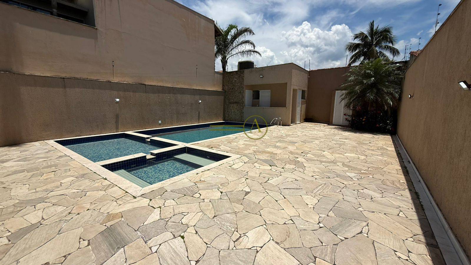 Sobrado, 4 quartos, 241 m² - Foto 62