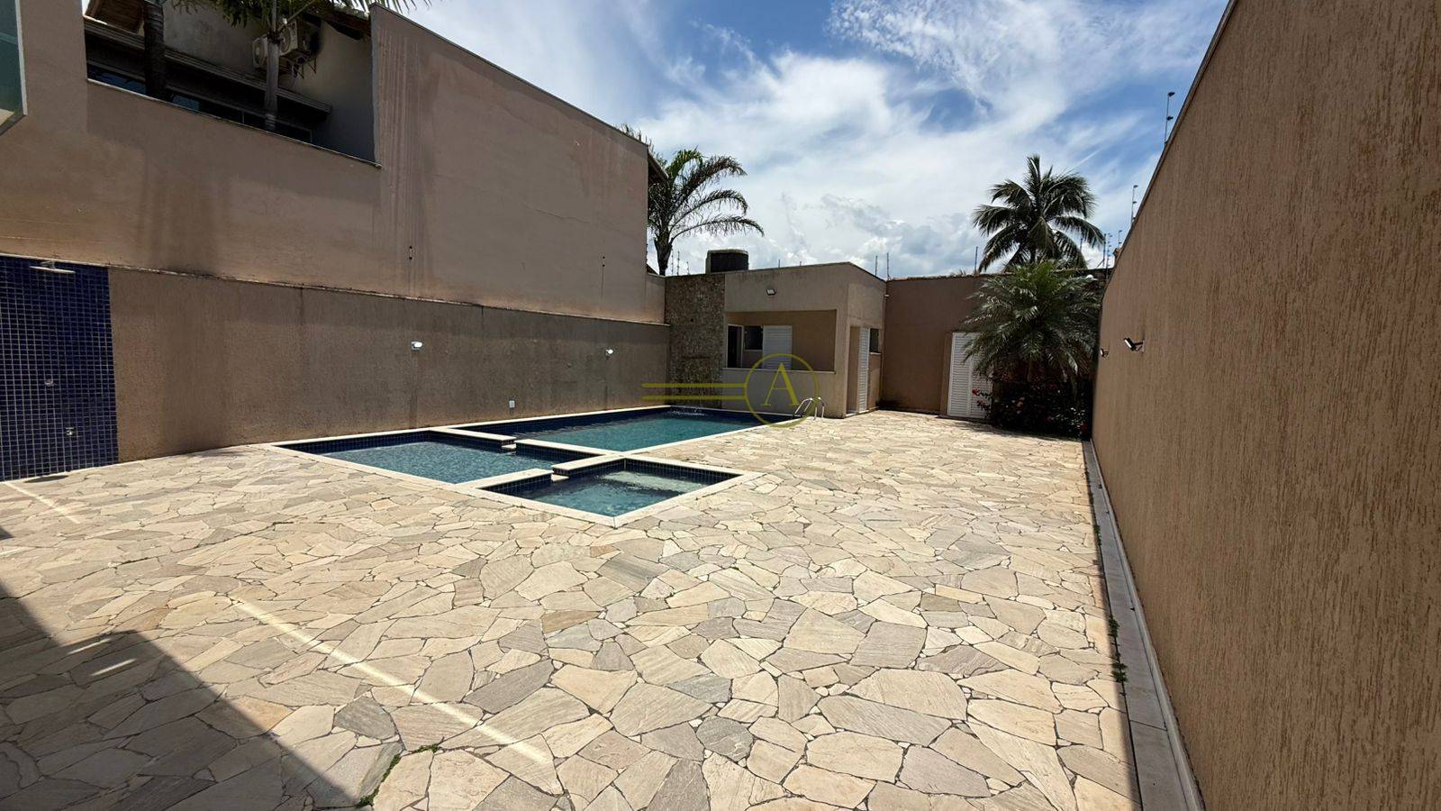 Sobrado, 4 quartos, 241 m² - Foto 77