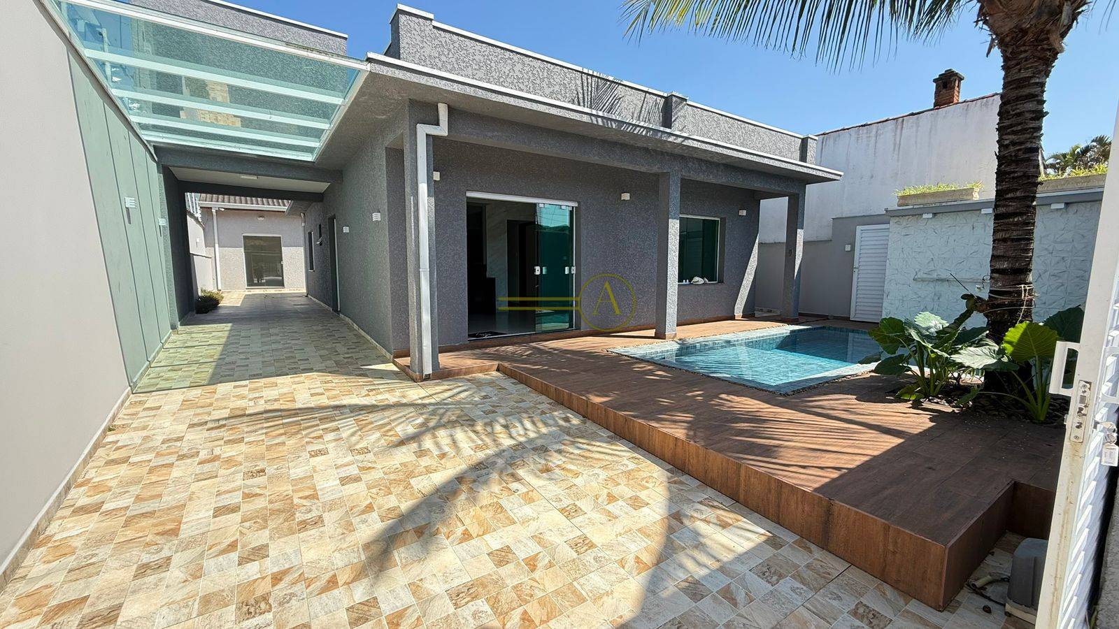 Casa, 4 quartos, 160 m² - Foto 1