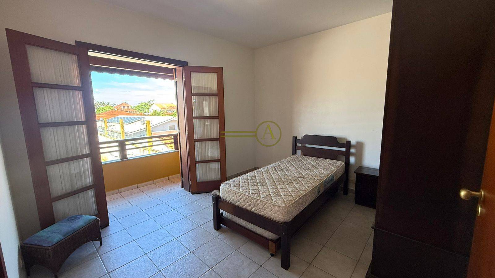 Casa, 4 quartos, 220 m² - Foto 36