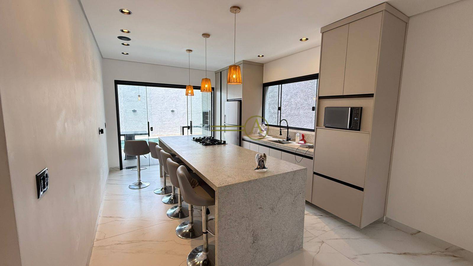 Casa, 3 quartos, 179 m² - Foto 4