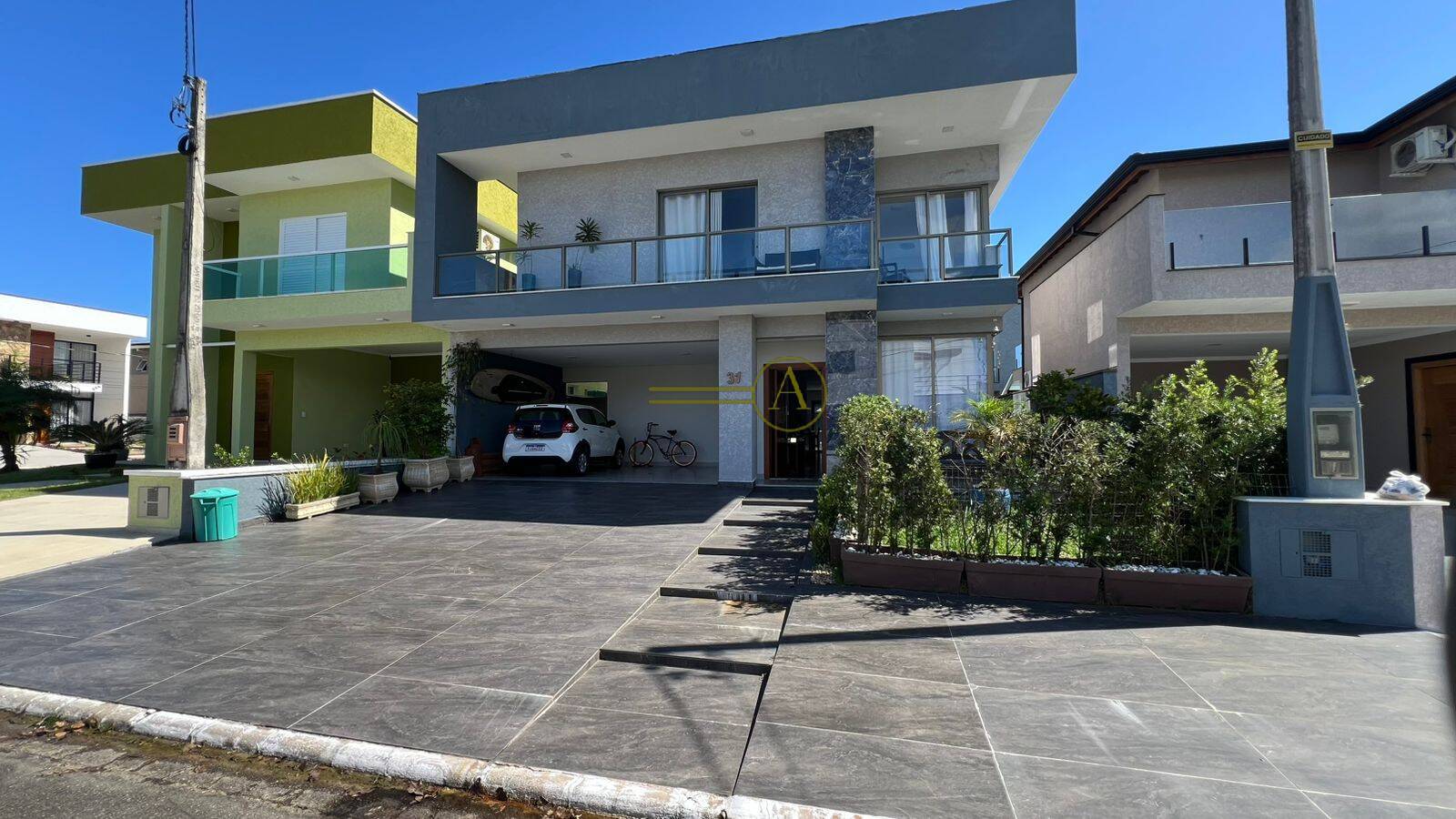 Casa, 4 quartos, 245 m² - Foto 2