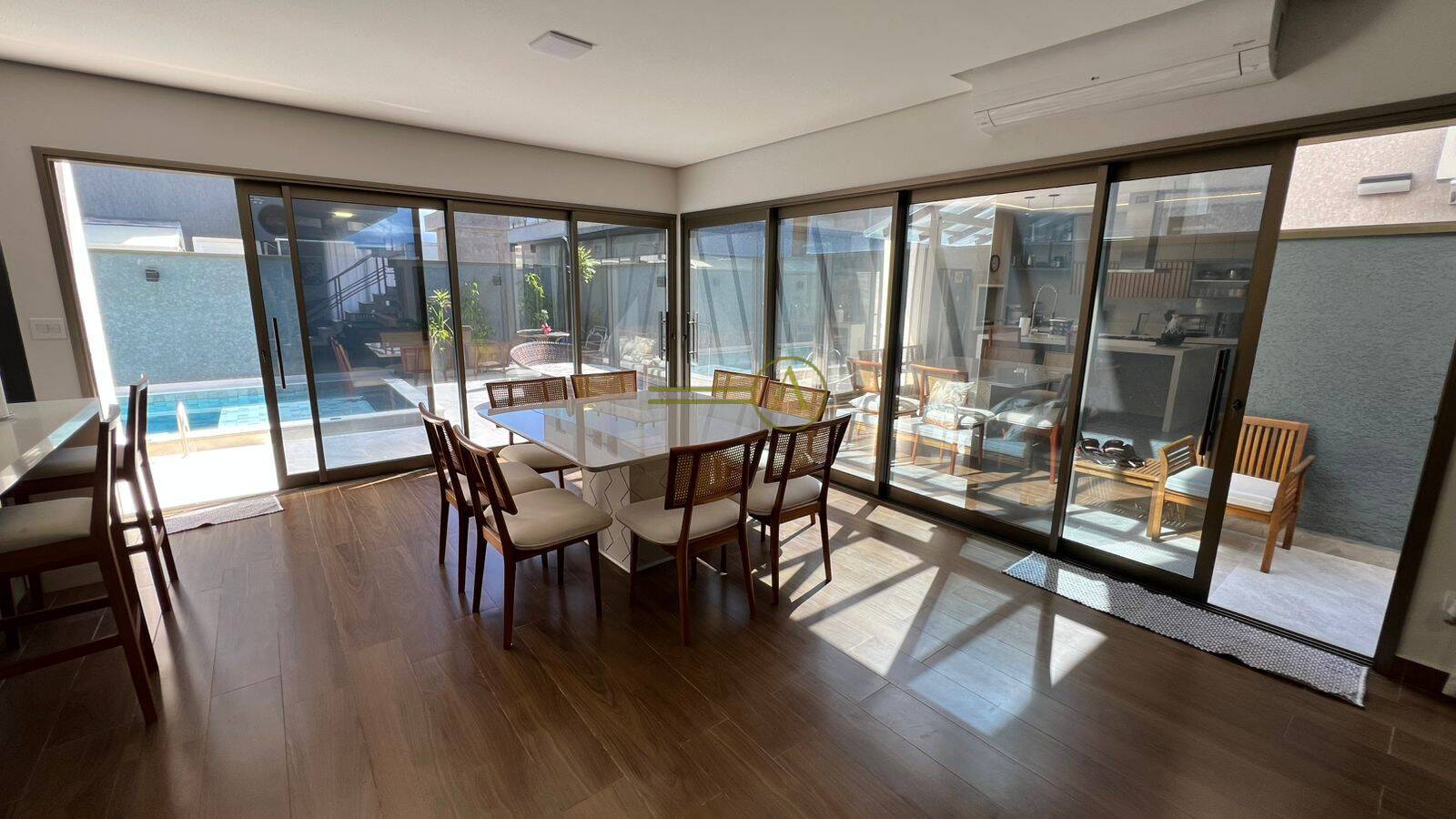 Casa, 4 quartos, 245 m² - Foto 7