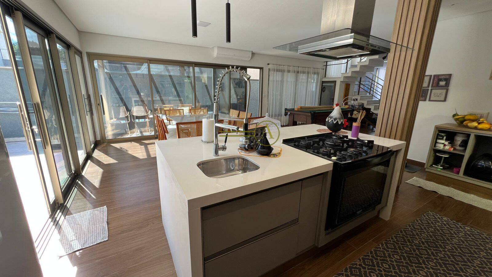 Casa, 4 quartos, 245 m² - Foto 15