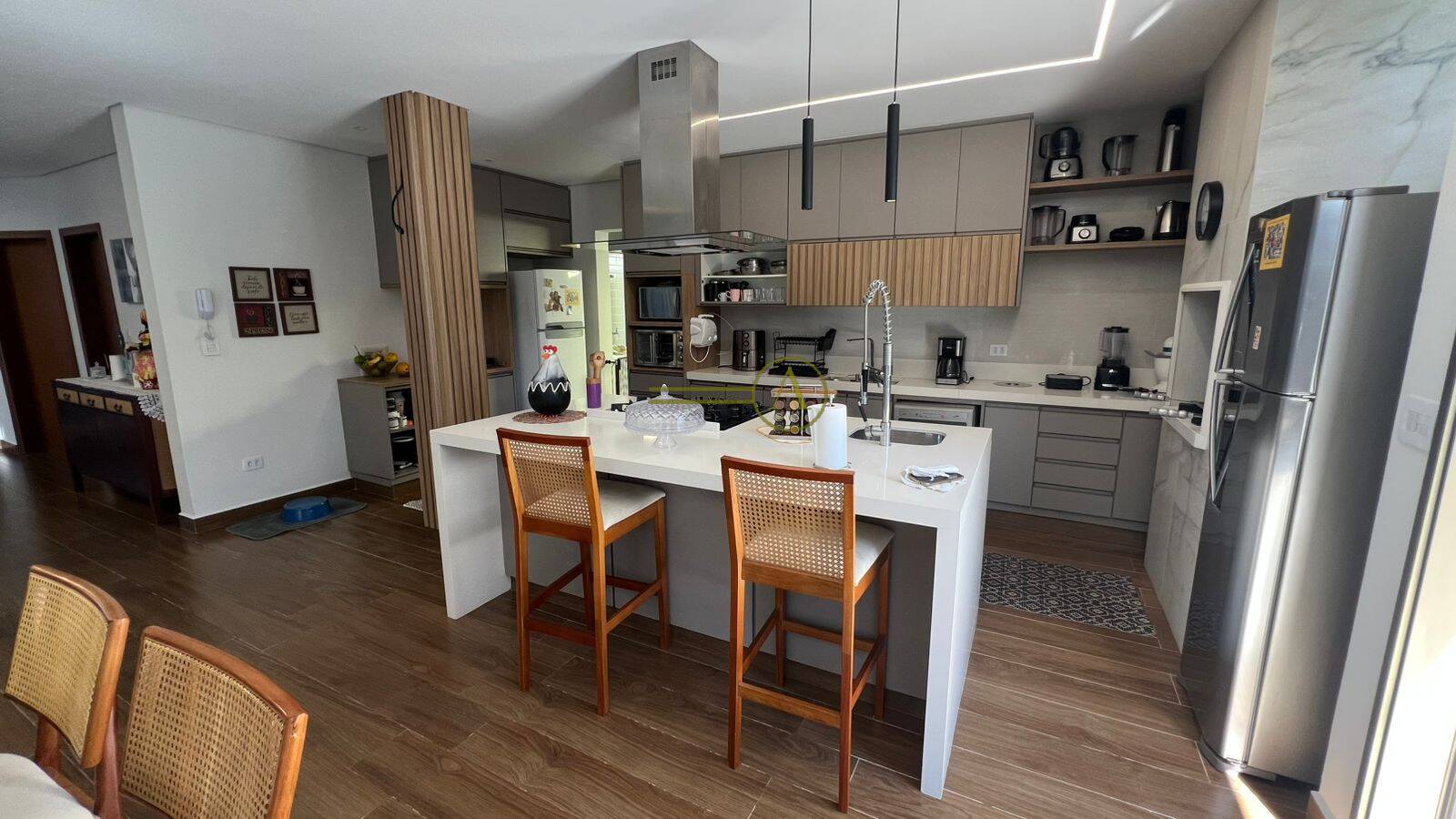 Casa, 4 quartos, 245 m² - Foto 17