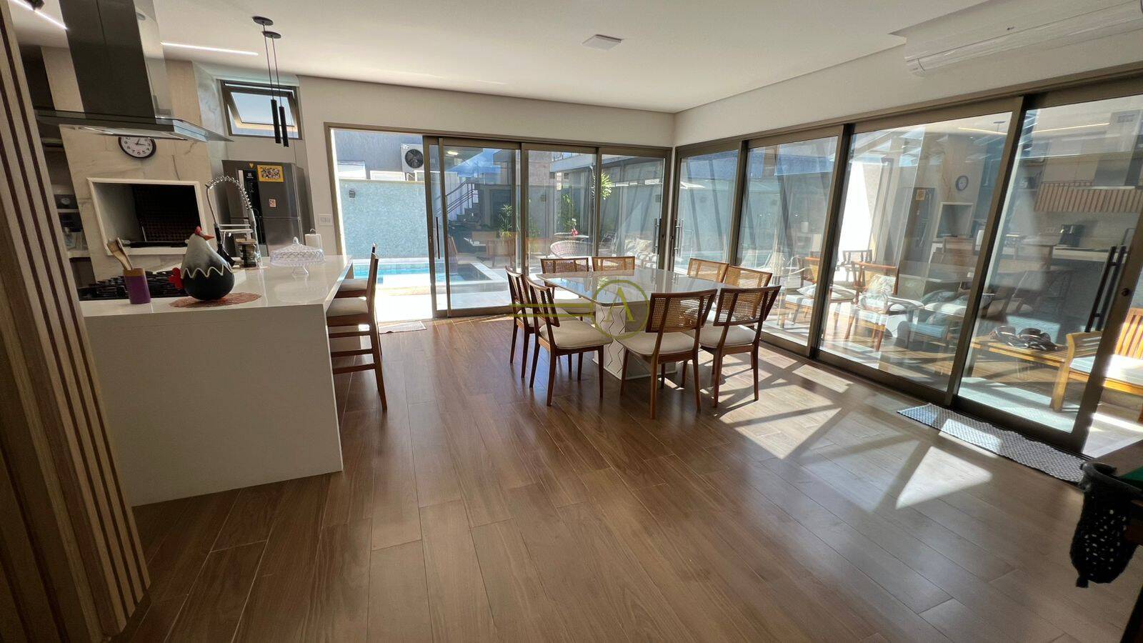 Casa, 4 quartos, 245 m² - Foto 16