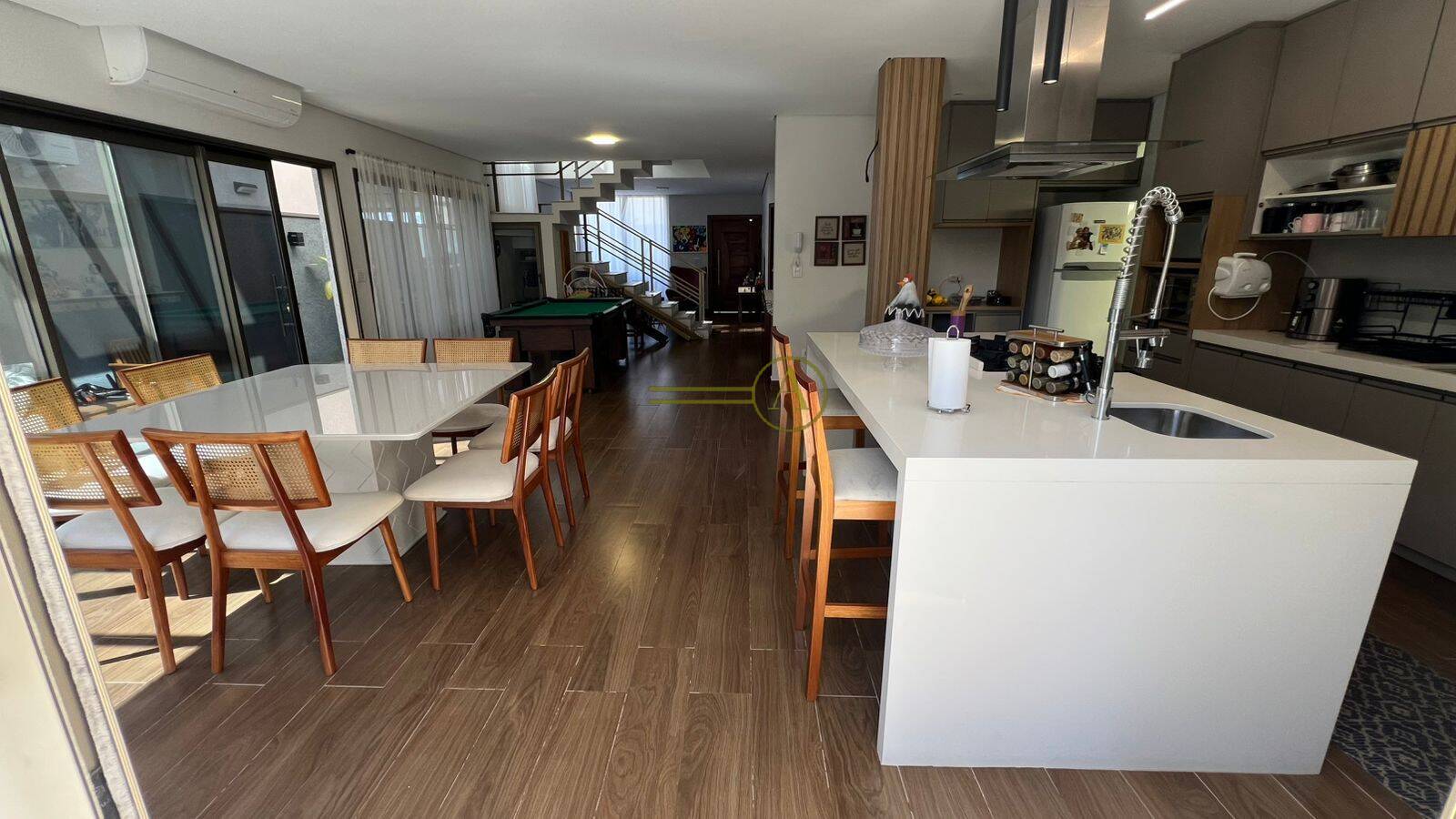 Casa, 4 quartos, 245 m² - Foto 20