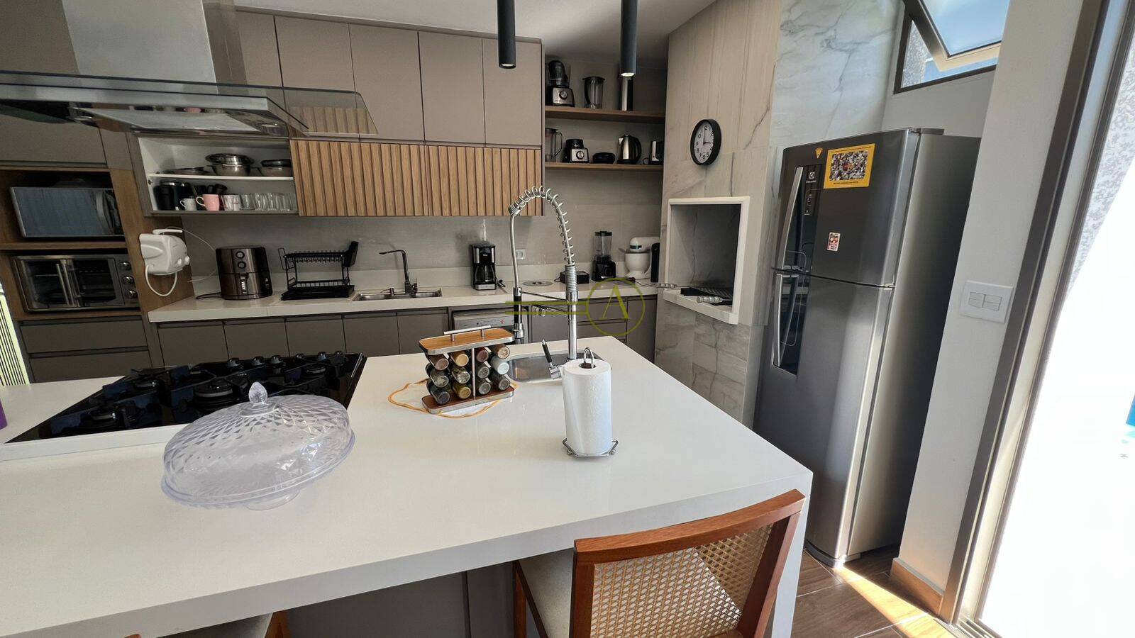 Casa, 4 quartos, 245 m² - Foto 34