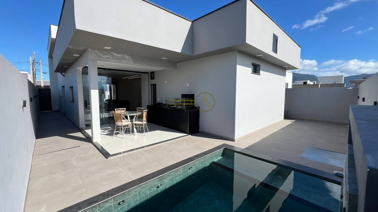 Casa de Condomínio, 3 quartos - Foto 1