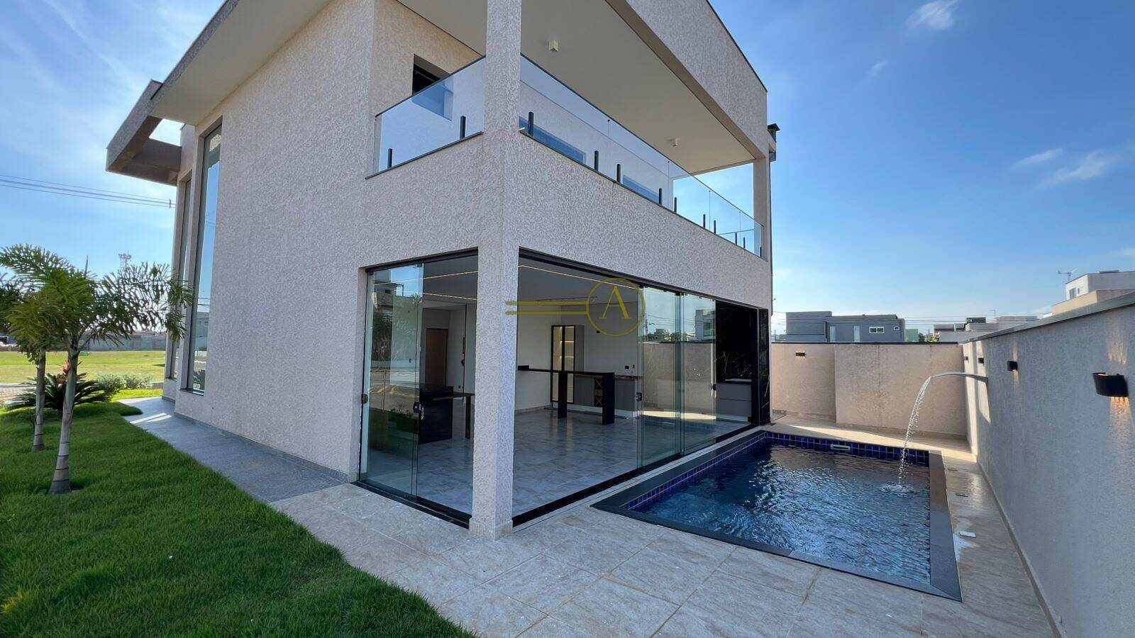 Casa, 4 quartos, 247 m² - Foto 2