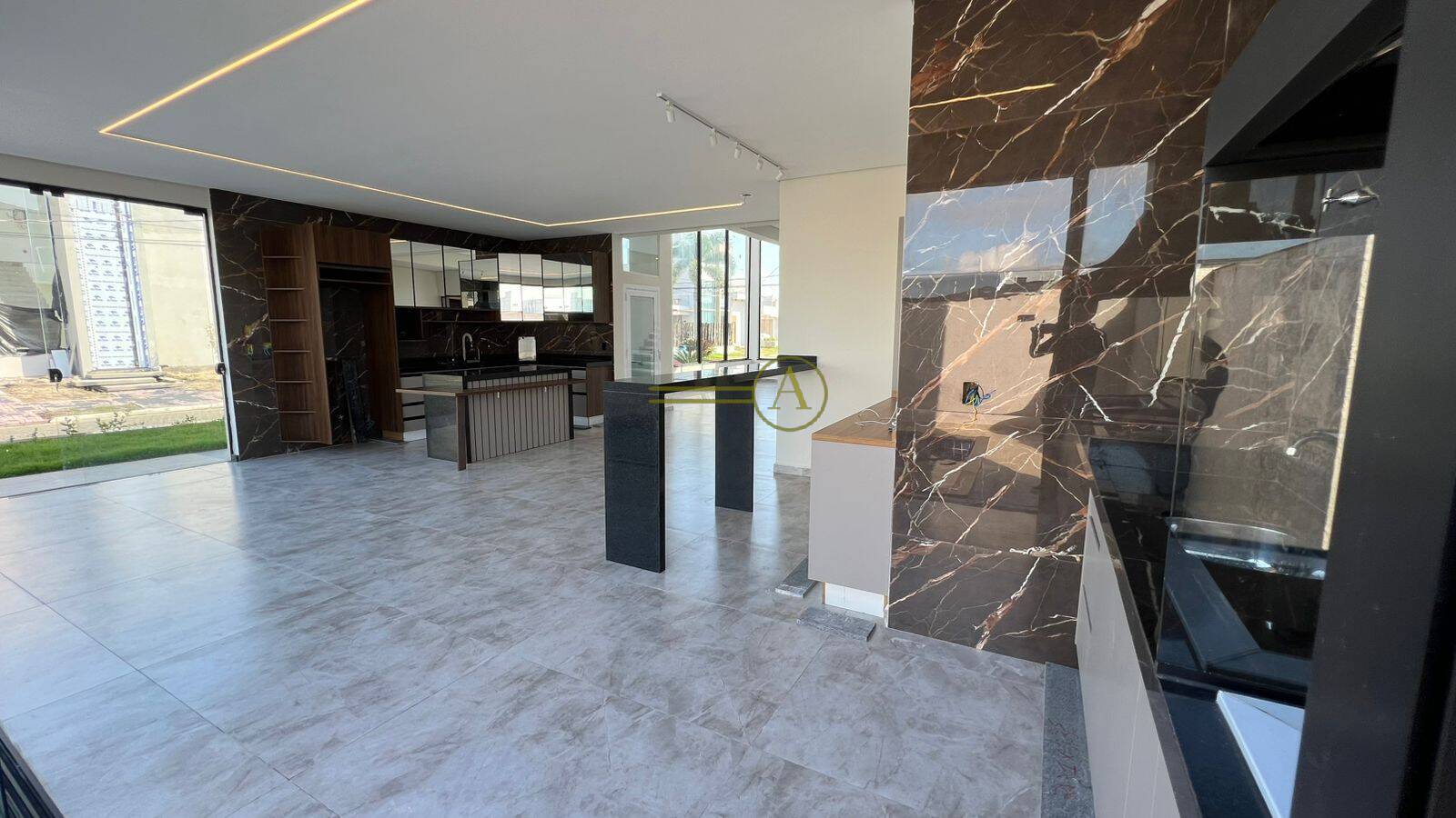 Casa, 4 quartos, 247 m² - Foto 30