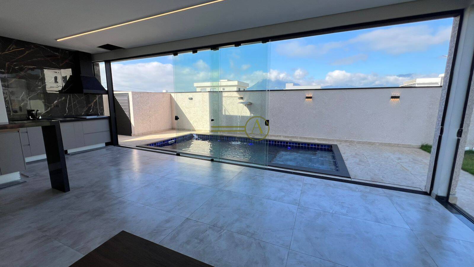 Casa, 4 quartos, 247 m² - Foto 32