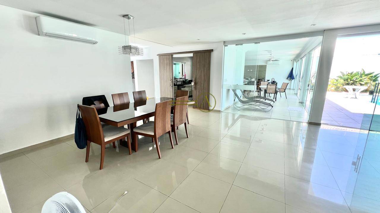 Casa, 4 quartos, 255 m² - Foto 13