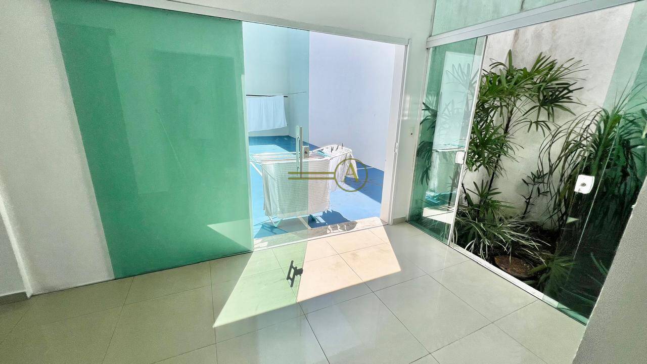 Casa, 4 quartos, 255 m² - Foto 17