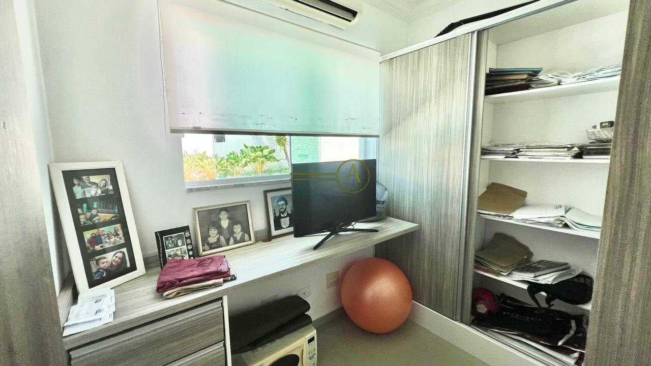 Casa, 4 quartos, 255 m² - Foto 18