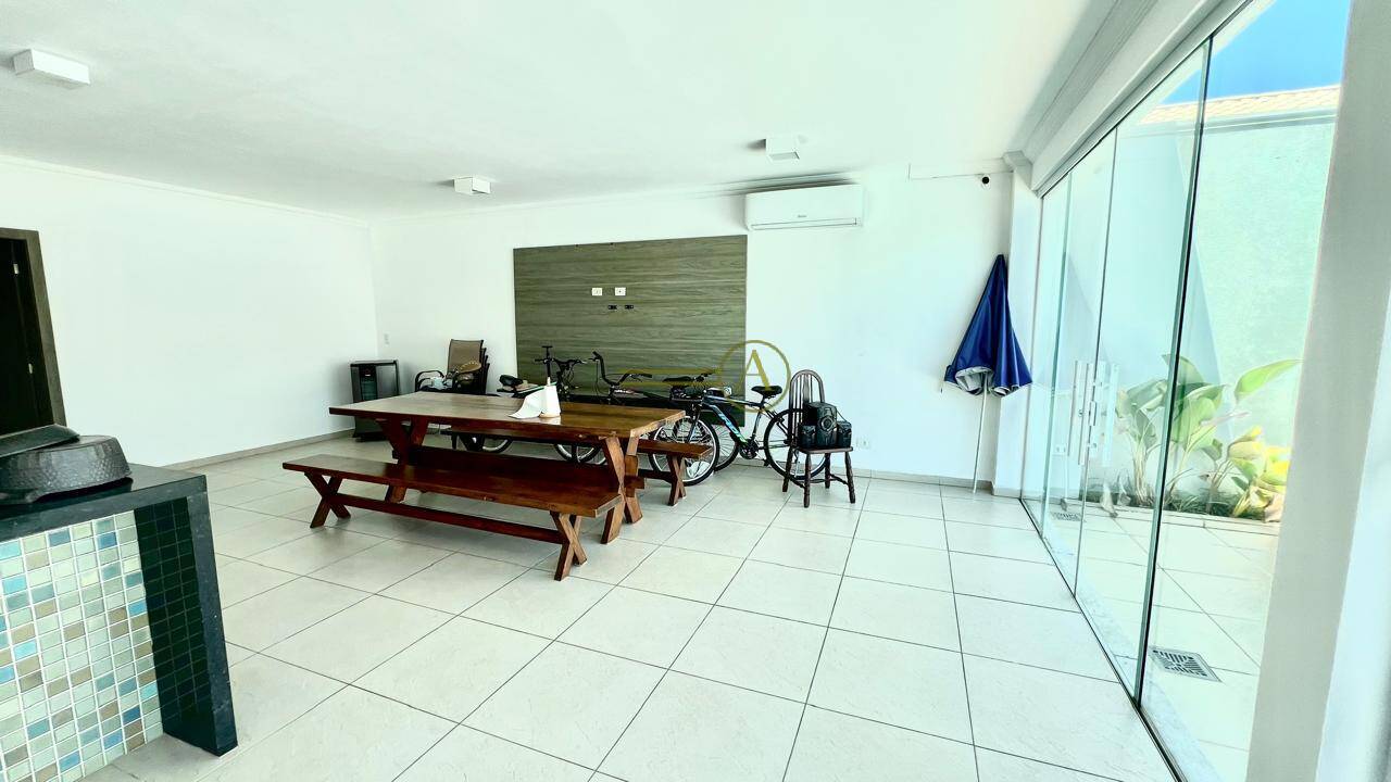 Casa, 4 quartos, 255 m² - Foto 32