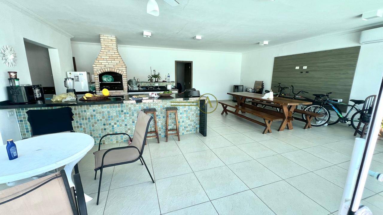 Casa, 4 quartos, 255 m² - Foto 35