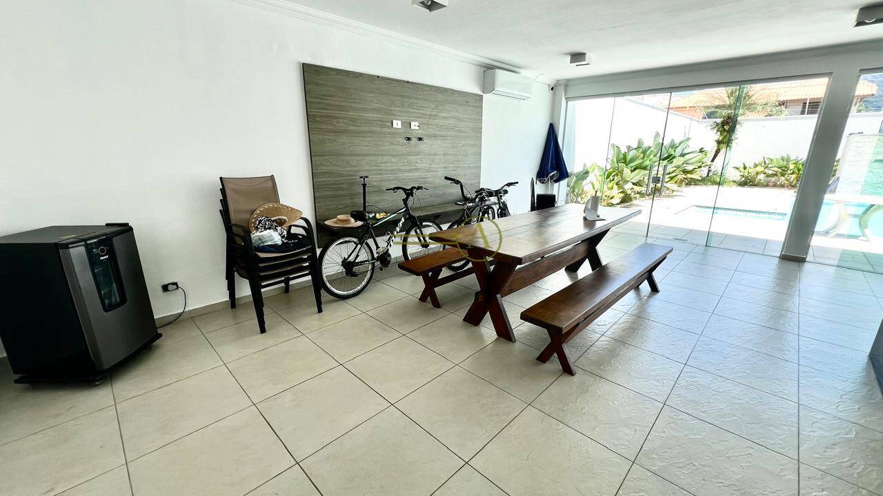 Casa, 4 quartos, 255 m² - Foto 34