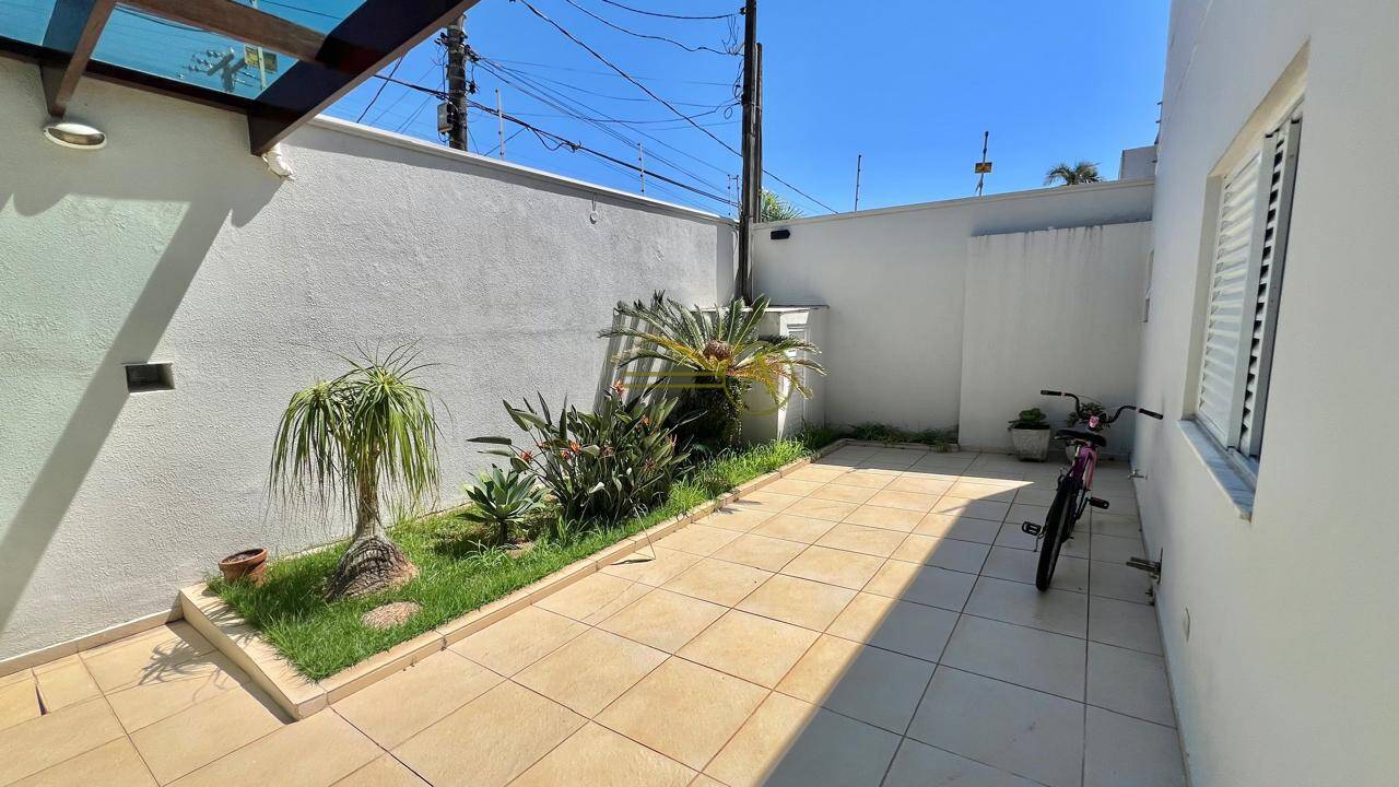 Casa, 4 quartos, 255 m² - Foto 44