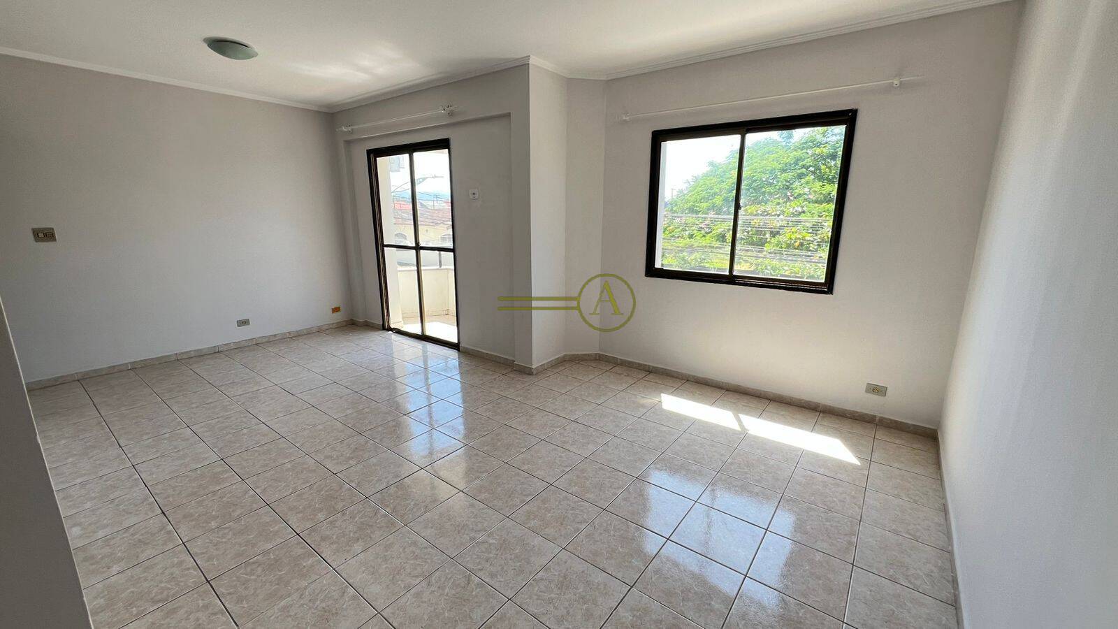 Apartamento, 3 quartos, 160 m² - Foto 2