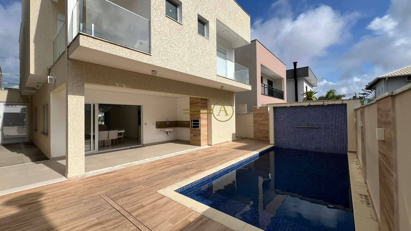 Casa de Condomínio, 4 quartos - Foto 1