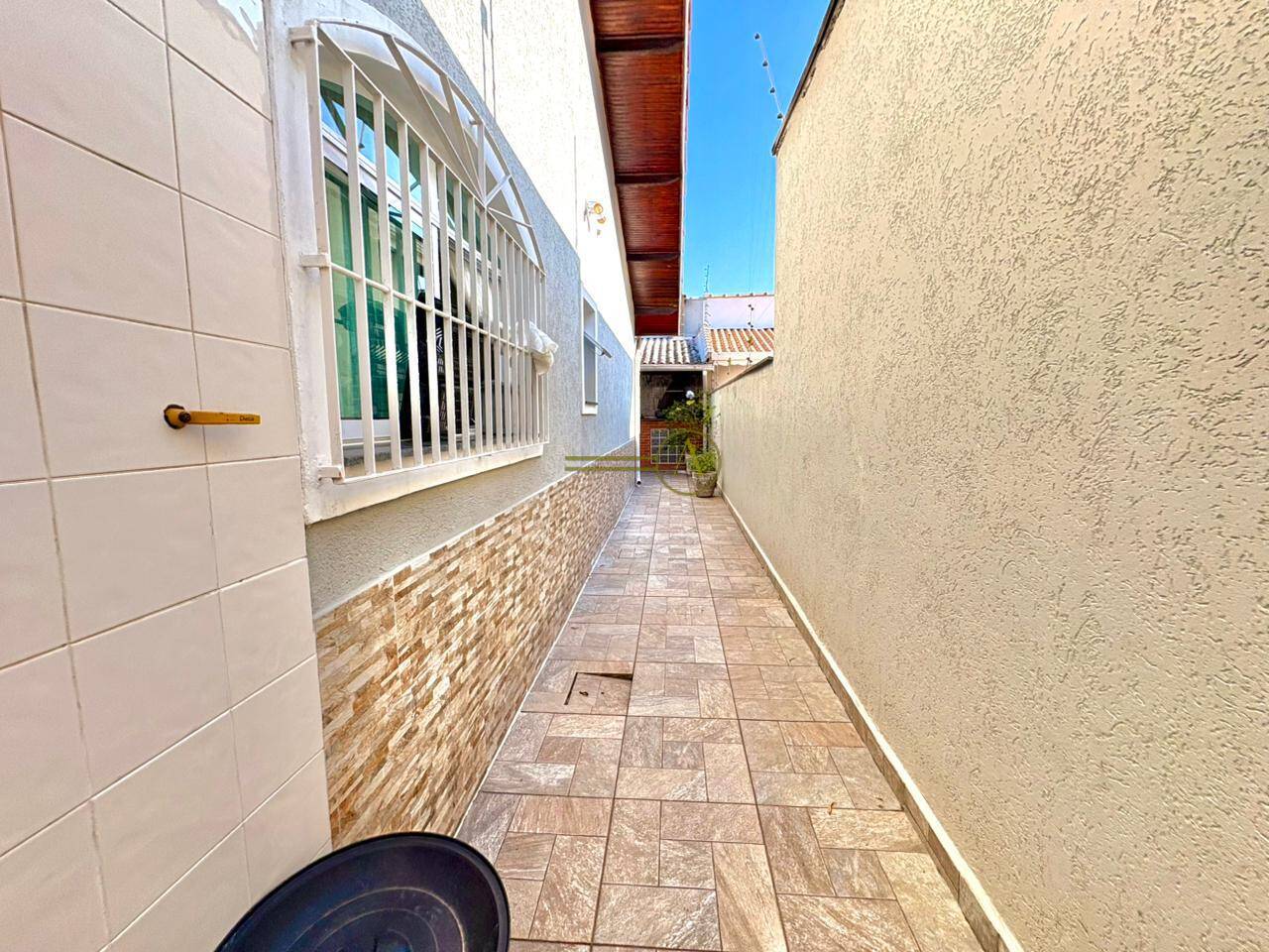 Casa, 4 quartos, 180 m² - Foto 13