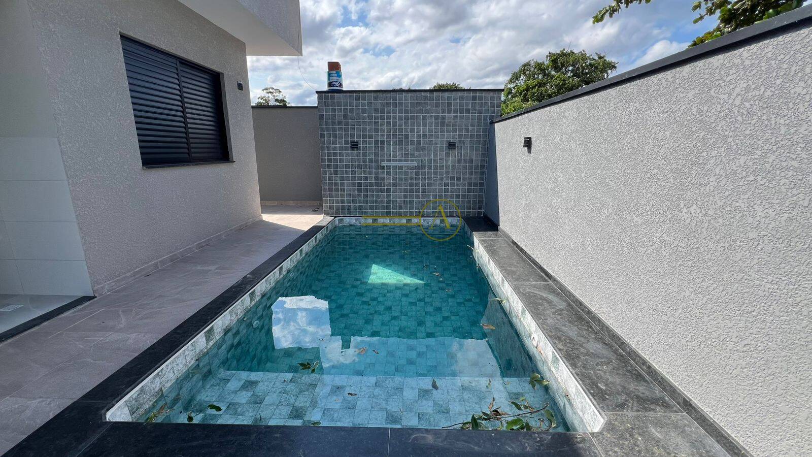 Casa, 3 quartos, 105 m² - Foto 2