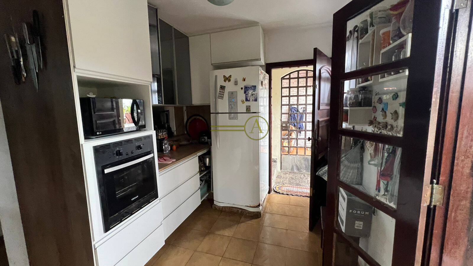 Casa, 8 quartos, 320 m² - Foto 11