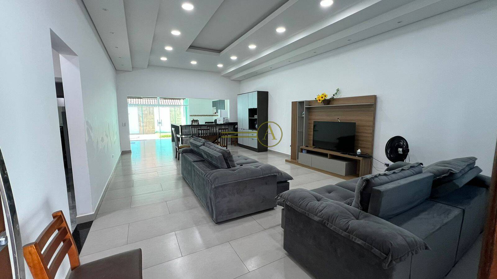 Casa, 3 quartos, 200 m² - Foto 8