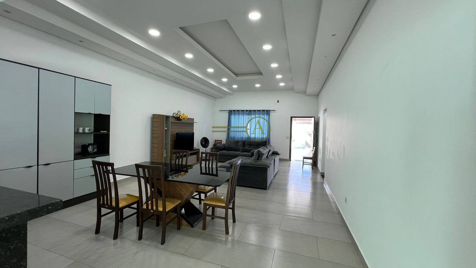 Casa, 3 quartos, 200 m² - Foto 13