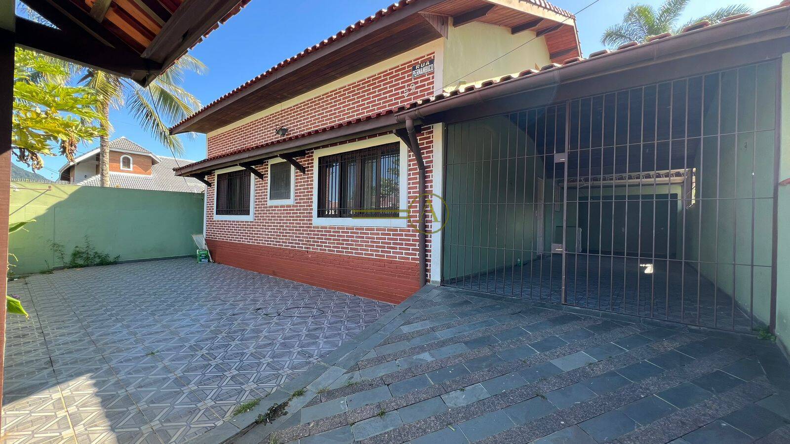 Casa, 4 quartos, 153 m² - Foto 2
