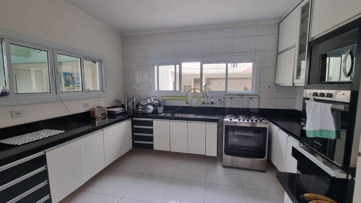 Casa de Condomínio à venda com 6 quartos, 727m² - Foto 3