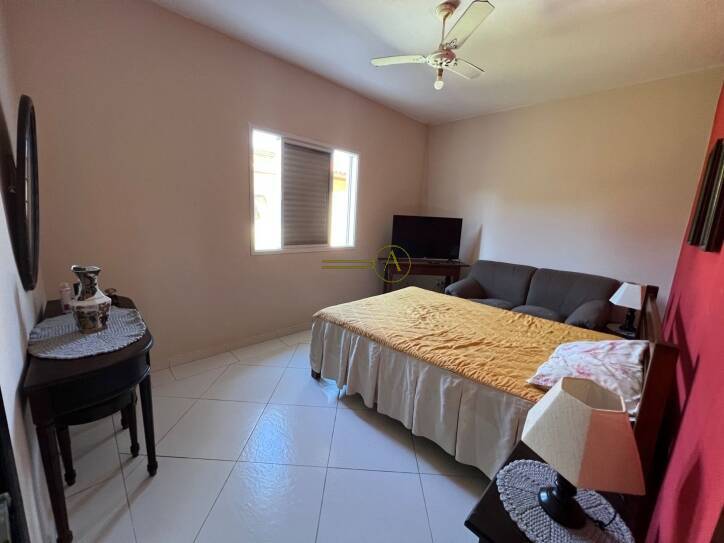 Casa, 4 quartos, 220 m² - Foto 15