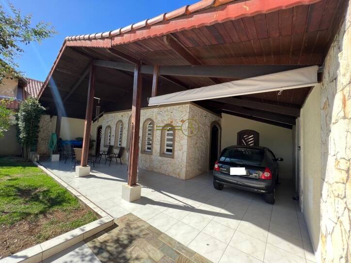 Casa, 4 quartos, 220 m² - Foto 2