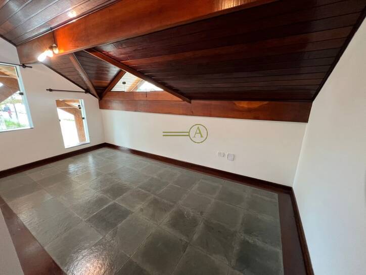 Sobrado à venda com 5 quartos, 200m² - Foto 14