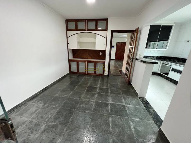 Sobrado à venda com 5 quartos, 200m² - Foto 7